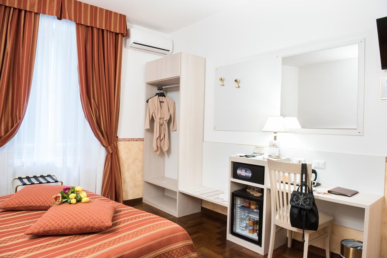 Habitación Triple Clásica